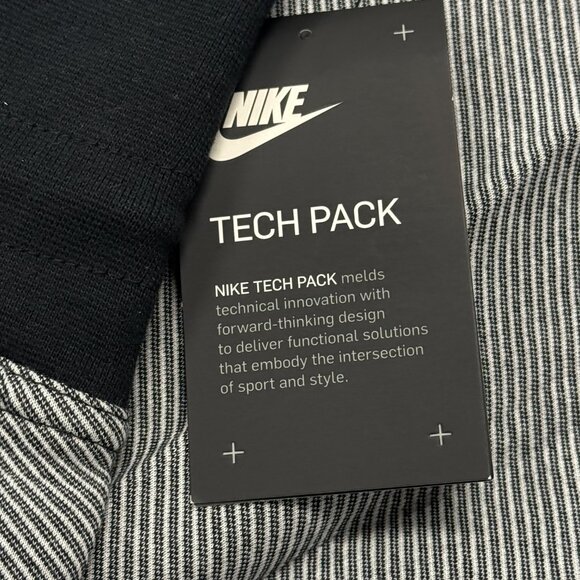 Nike Sportswear Tech Fleece Sweatpants Womens Small NWT Gray‎ Black Pants - Picture 4 of 15